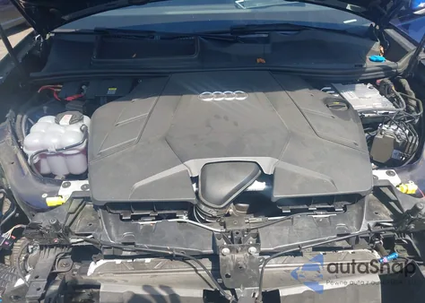 2021 Audi Q8 Premium Plus 55 Tfsi Quattro Tiptronic z USA, uszkodzony, nr VIN WA1EVAF12MD032292